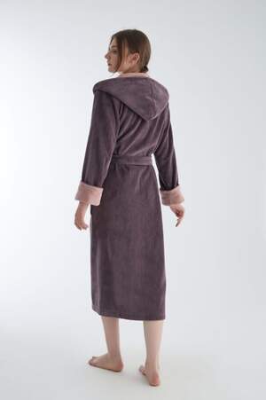 Махровий жіночий халат з капюшоном Nusa 4145.