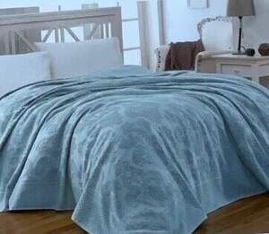 Покривало на ліжко махрове Cestepe голубе 200x220