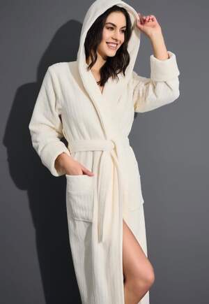 Жіночий довгий махровий халат Nusa 4275