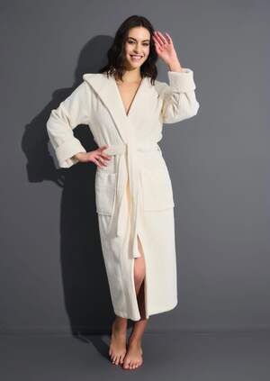 Жіночий довгий махровий халат Nusa 4275